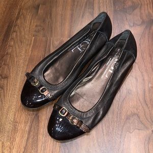 AGL Attilio Giusti Leombruni Cap Toe Ballet Flat